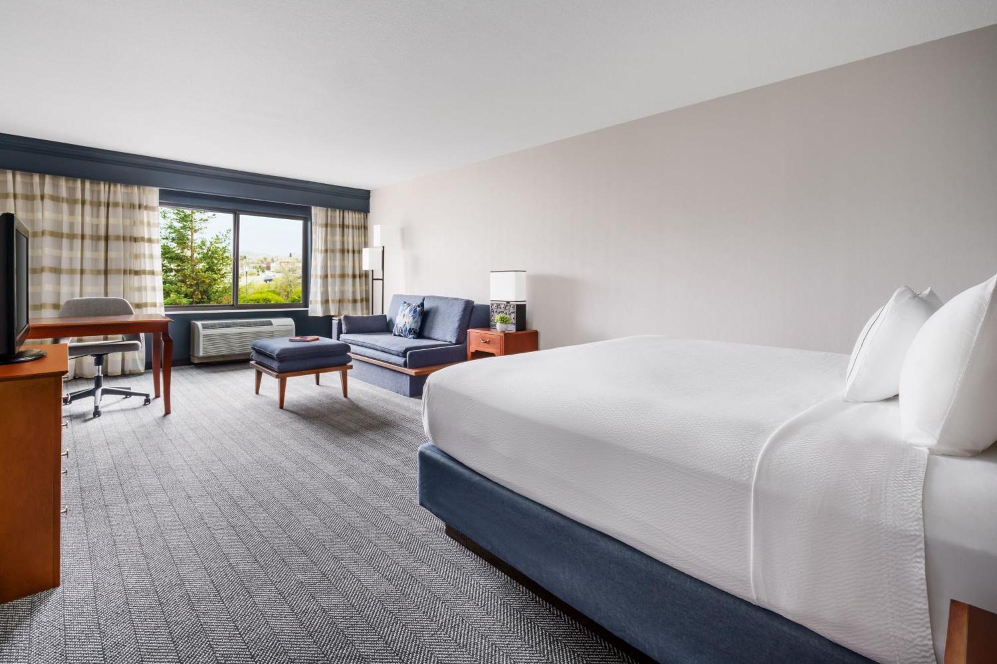 Courtyard By Marriott Sacramento Folsom Hotell Exteriör bild