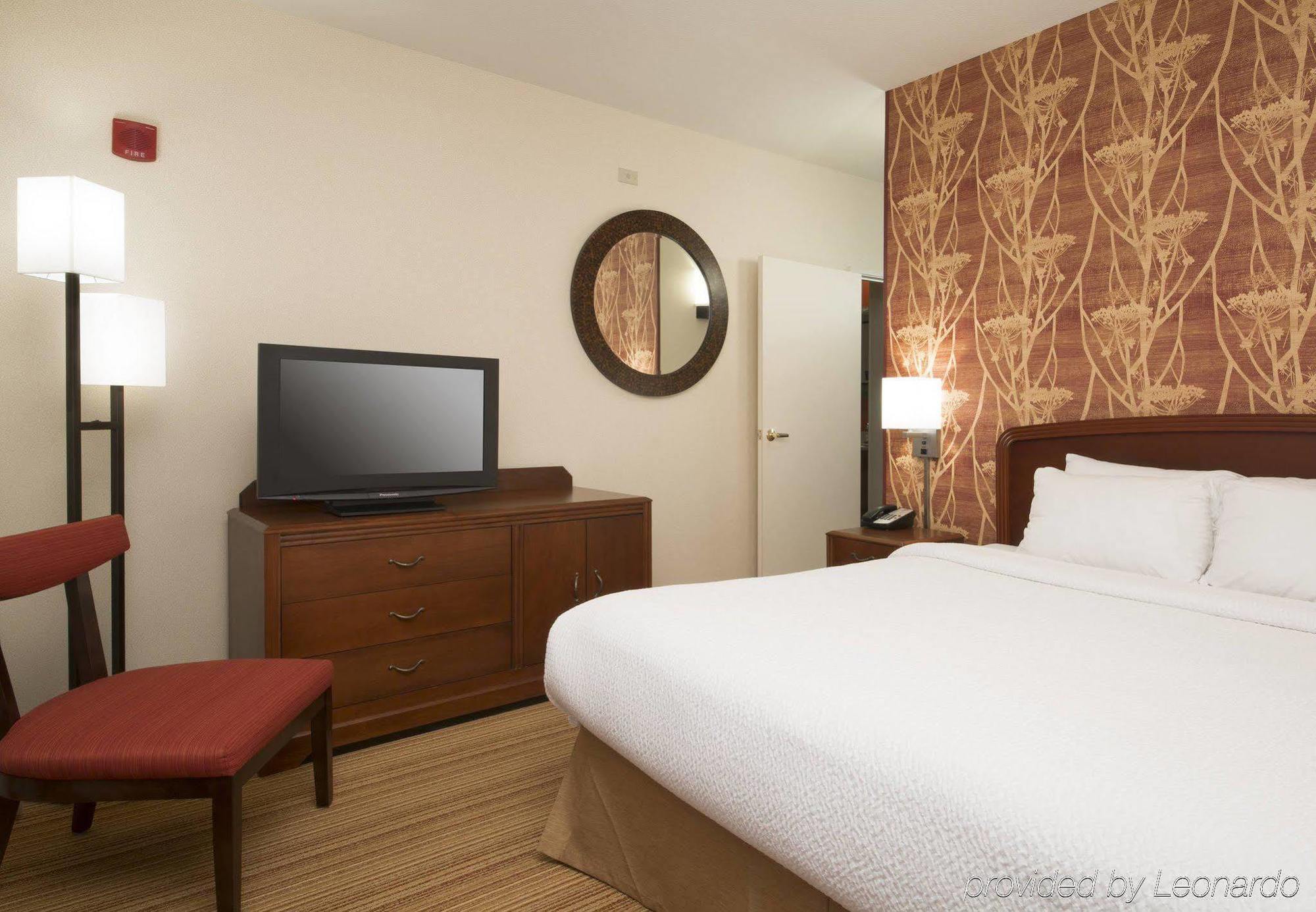 Courtyard By Marriott Sacramento Folsom Hotell Exteriör bild