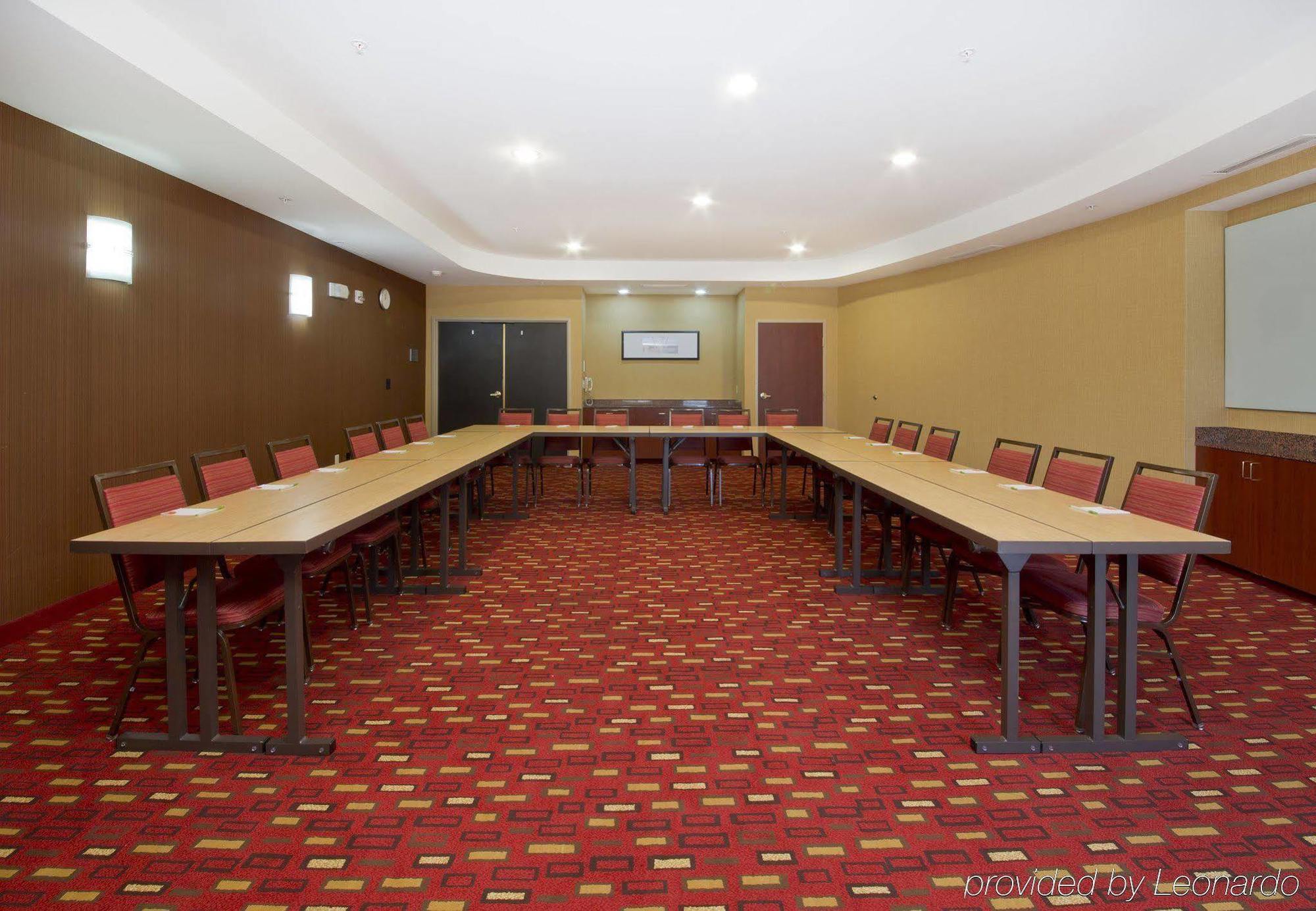 Courtyard By Marriott Sacramento Folsom Hotell Exteriör bild